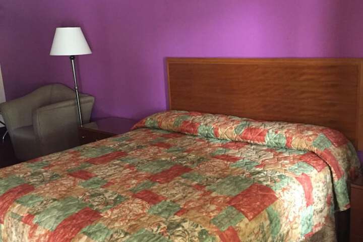 Room 14 of 34