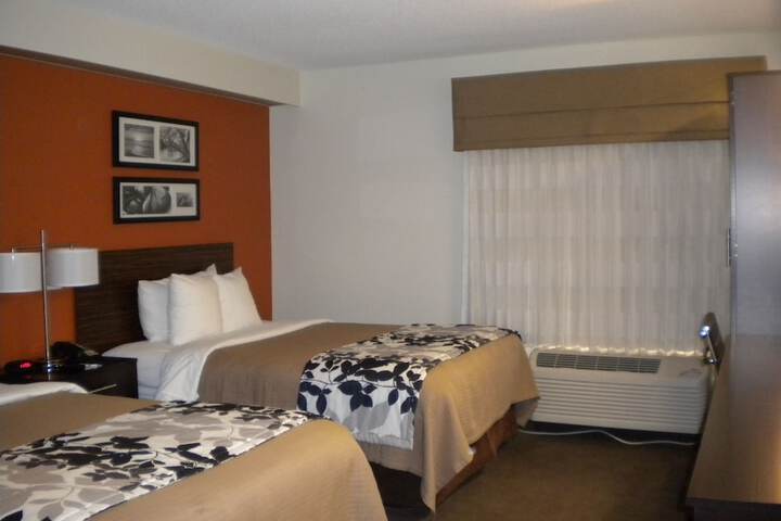 Room 37 of 48