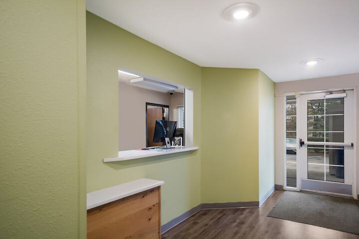 Hotel Interior 10 of 29