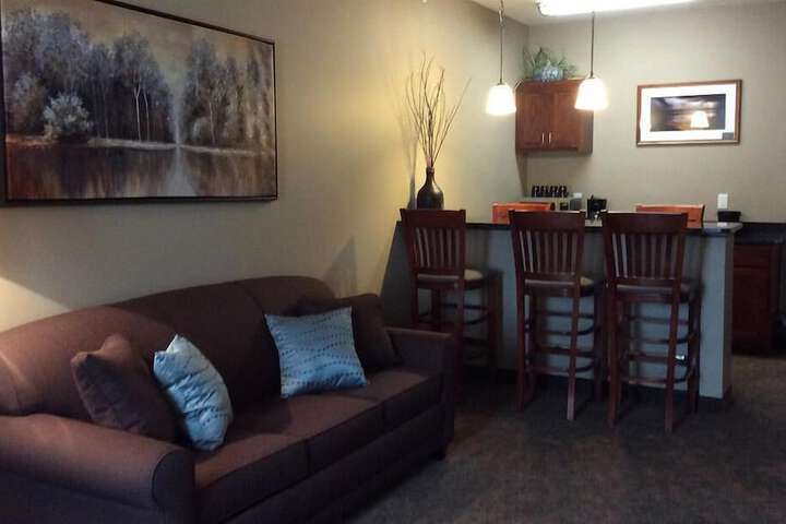 Cardinal Inn & Event Center