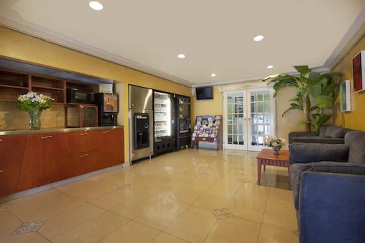 Hotel Interior 4 of 12