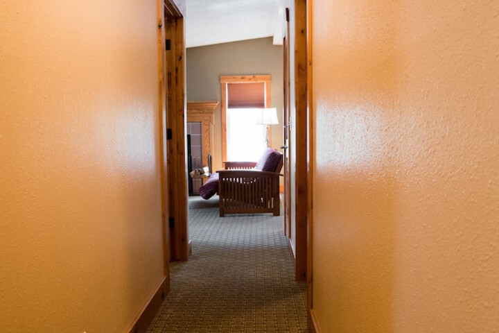 Silver Moon Inn