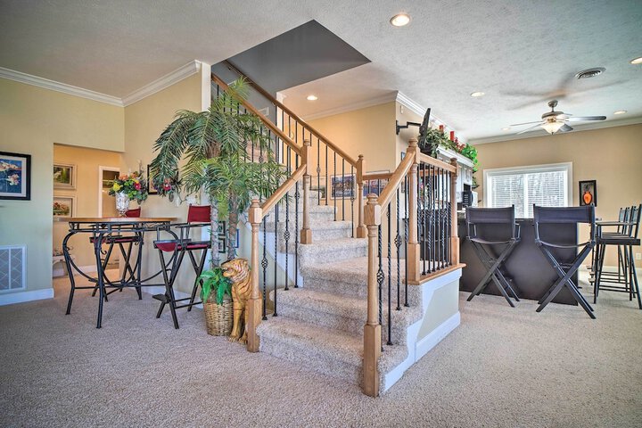 Spacious Baneberry Home w / Lake Douglas Views!