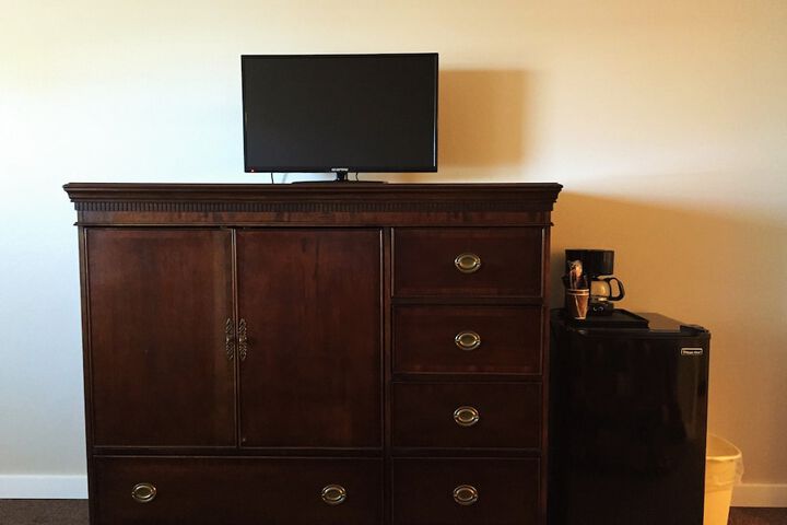 Room 17 of 30