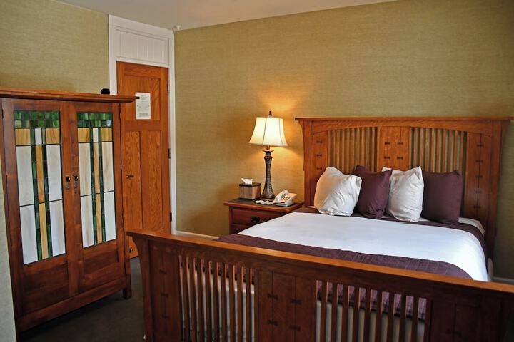 The Settlers Inn