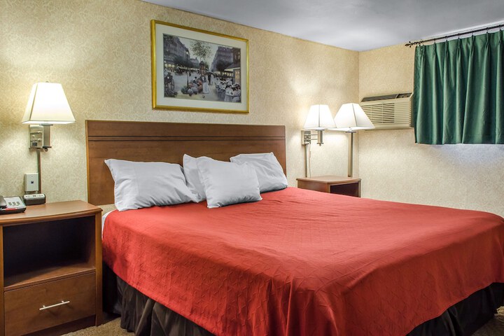 Econo Lodge Bellefonte I-99