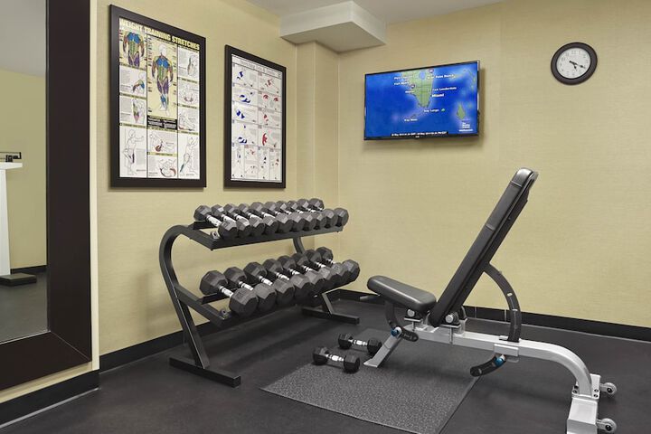 Holiday Inn Express Hotel Naples Downtown - 5th Avenue