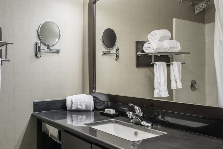 Causeway Bay Hotel