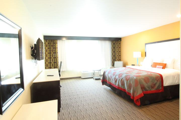 Room 9 of 47
