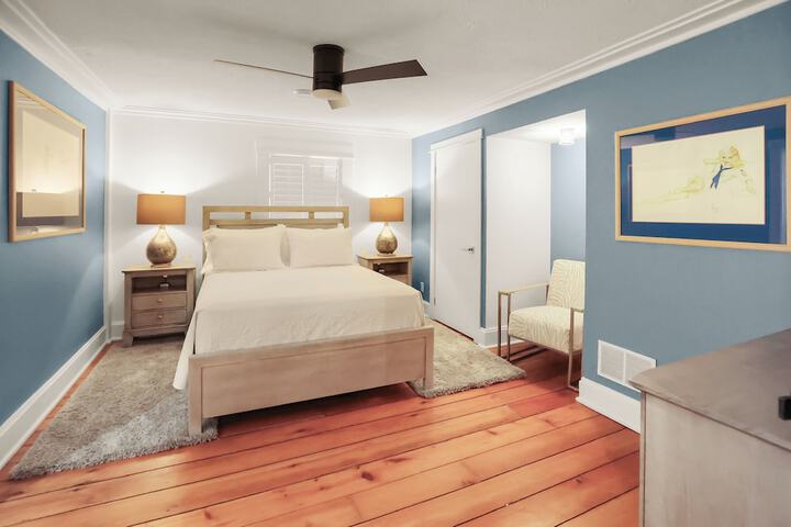 Room 35 of 70