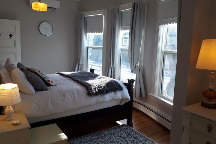 Room 18 of 37