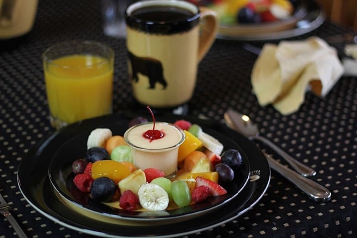 Breakfast/Coffee Service 43 of 73