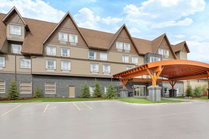 Hotel 5 of 67