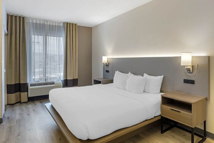 Room 12 of 39
