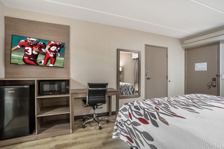 Room 34 of 41