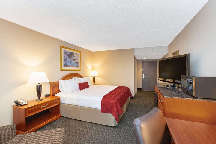 Room 21 of 36