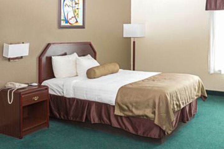 SureStay Plus Hotel by Best Western Somerset