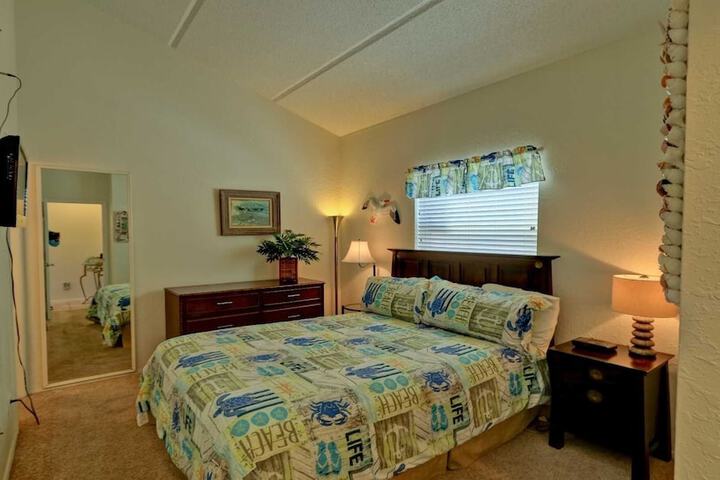 Room 9 of 29
