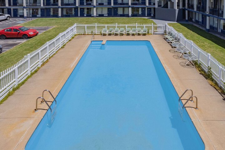 Pool 6 of 36