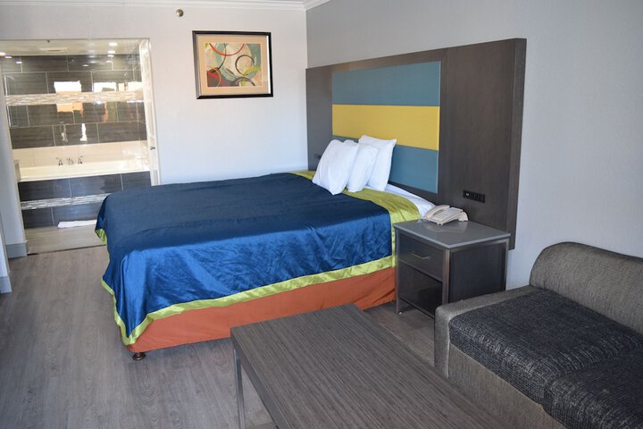 Room 21 of 52