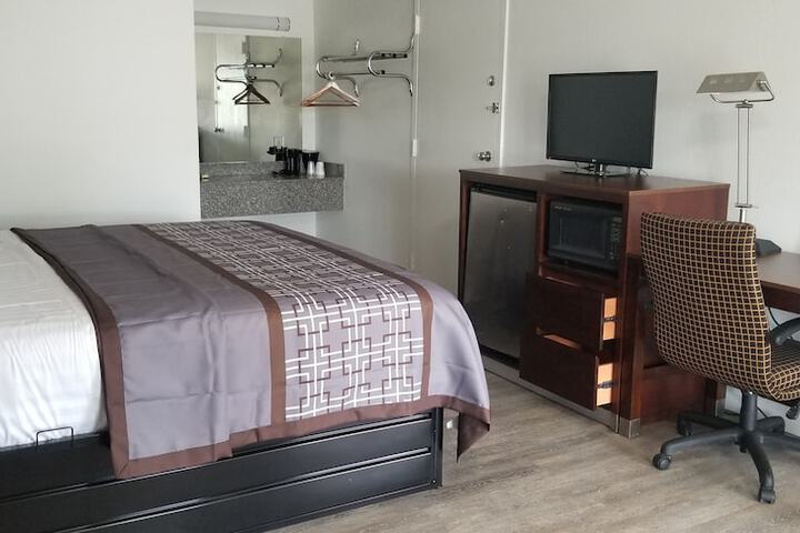 Room 22 of 29