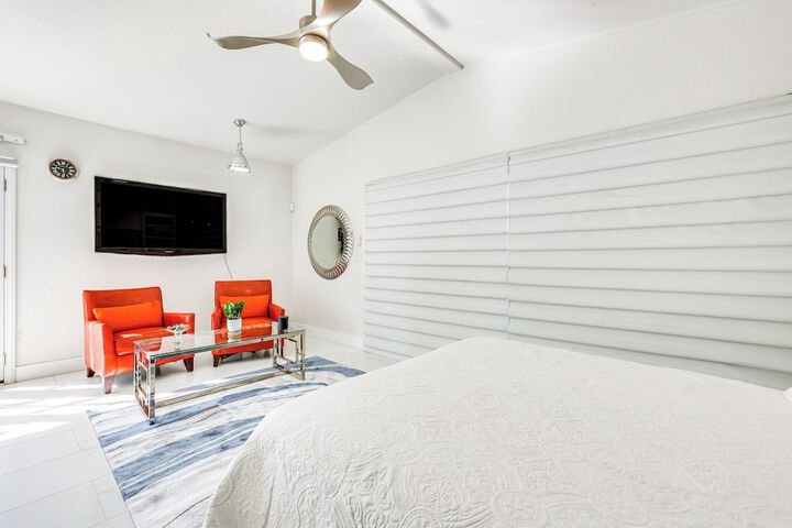 Golf Shop & Hike: Sleek Rancho Mirage Studio