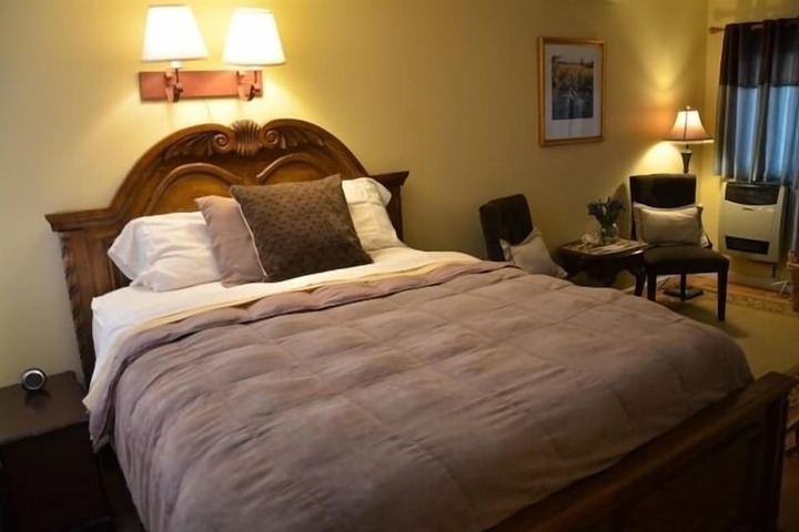 Room 28 of 67