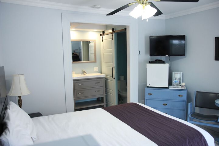 Room 10 of 41