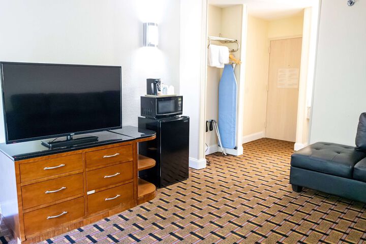 Room 29 of 57