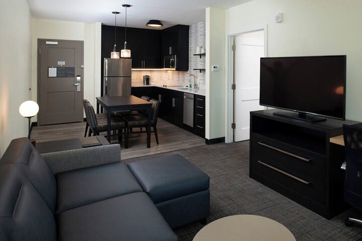 Residence Inn by Marriott Bakersfield West
