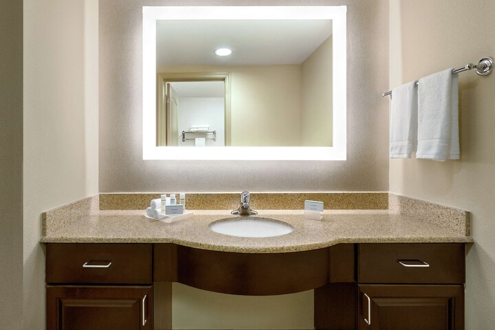 Homewood Suites by Hilton Macon-North