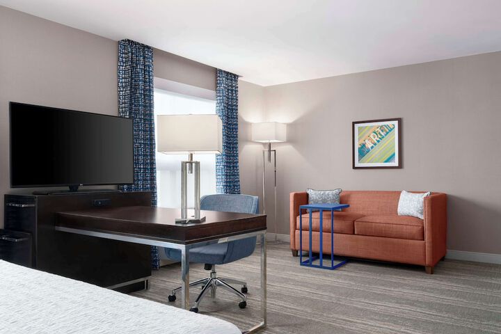 Room 35 of 66