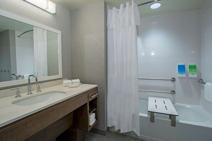 Home2 Suites by Hilton Grove City Columbus