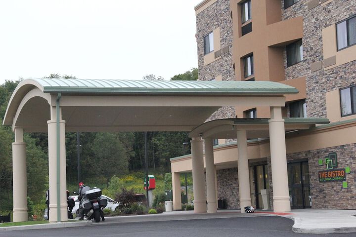 Courtyard Oneonta