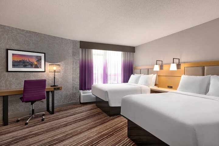Room 20 of 33