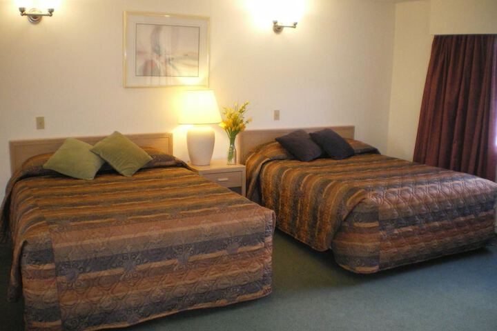 Room 13 of 22
