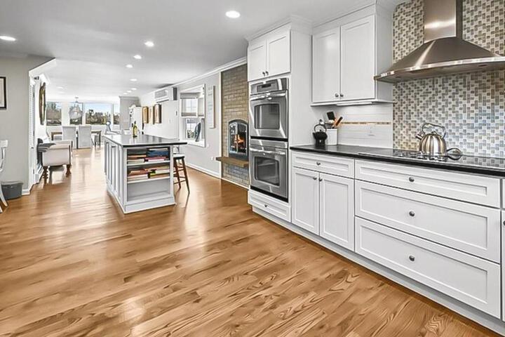 Candlewood Lake House