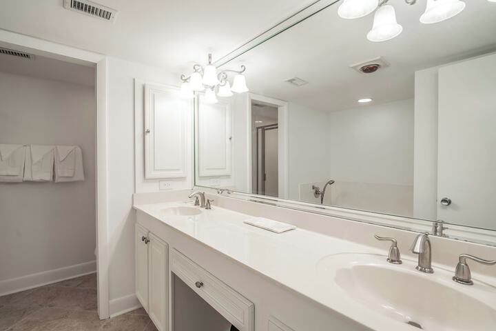 Litchfield Beach & Golf Resort