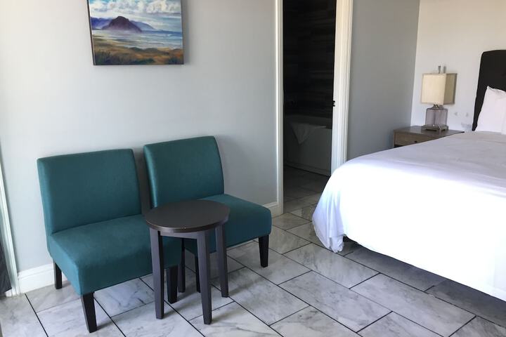Beach Bungalow Inn and Suites