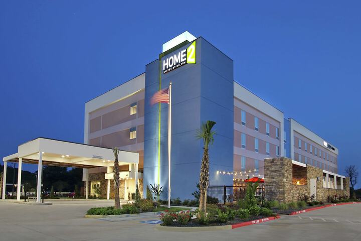 Hotel 2 of 32