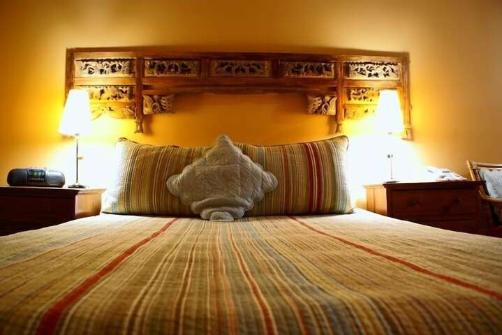 Room 5 of 13