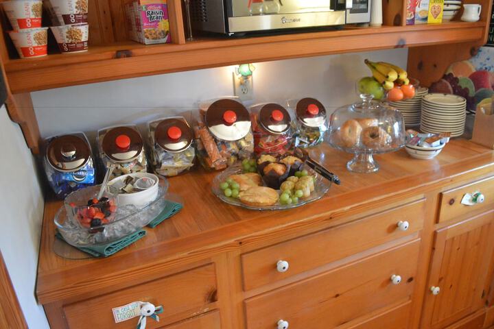Breakfast/Coffee Service 53 of 62