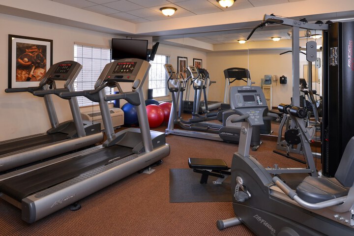 Staybridge Suites Indianapolis-Airport by IHG
