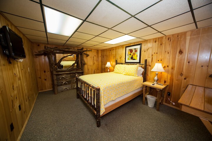 Room 31 of 86