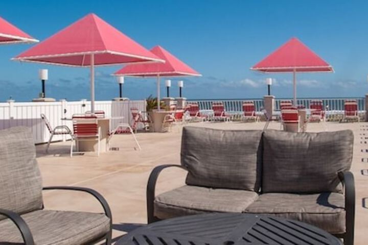Matador Oceanfront Resort