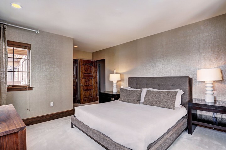 The Lodge at Vail a RockResort by Vail Resorts