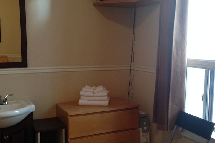 Room 45 of 71