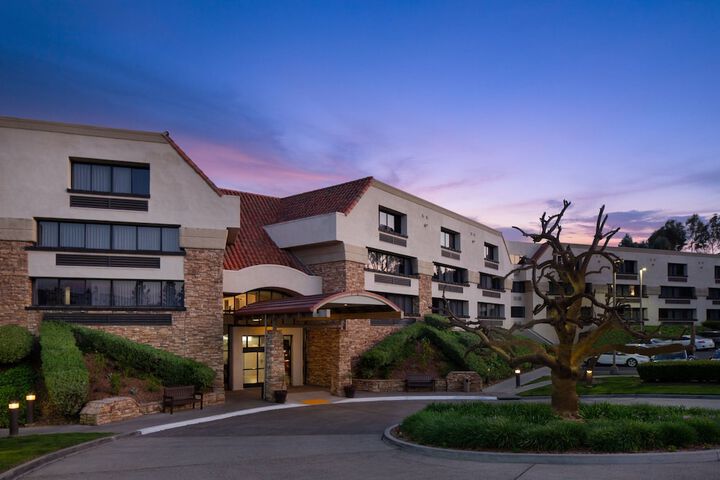 Hotel 3 of 51