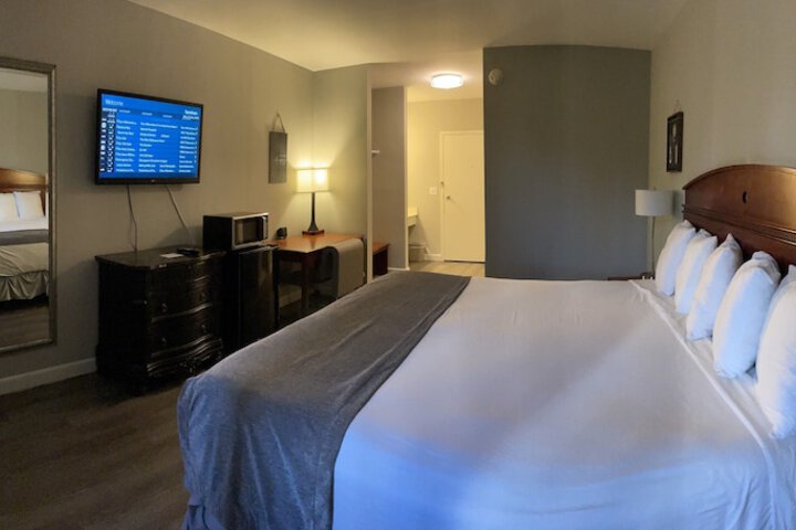 Carolina Pine Inn