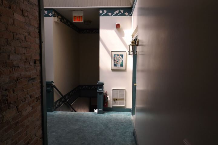 Ballroom/Hall 22 of 23